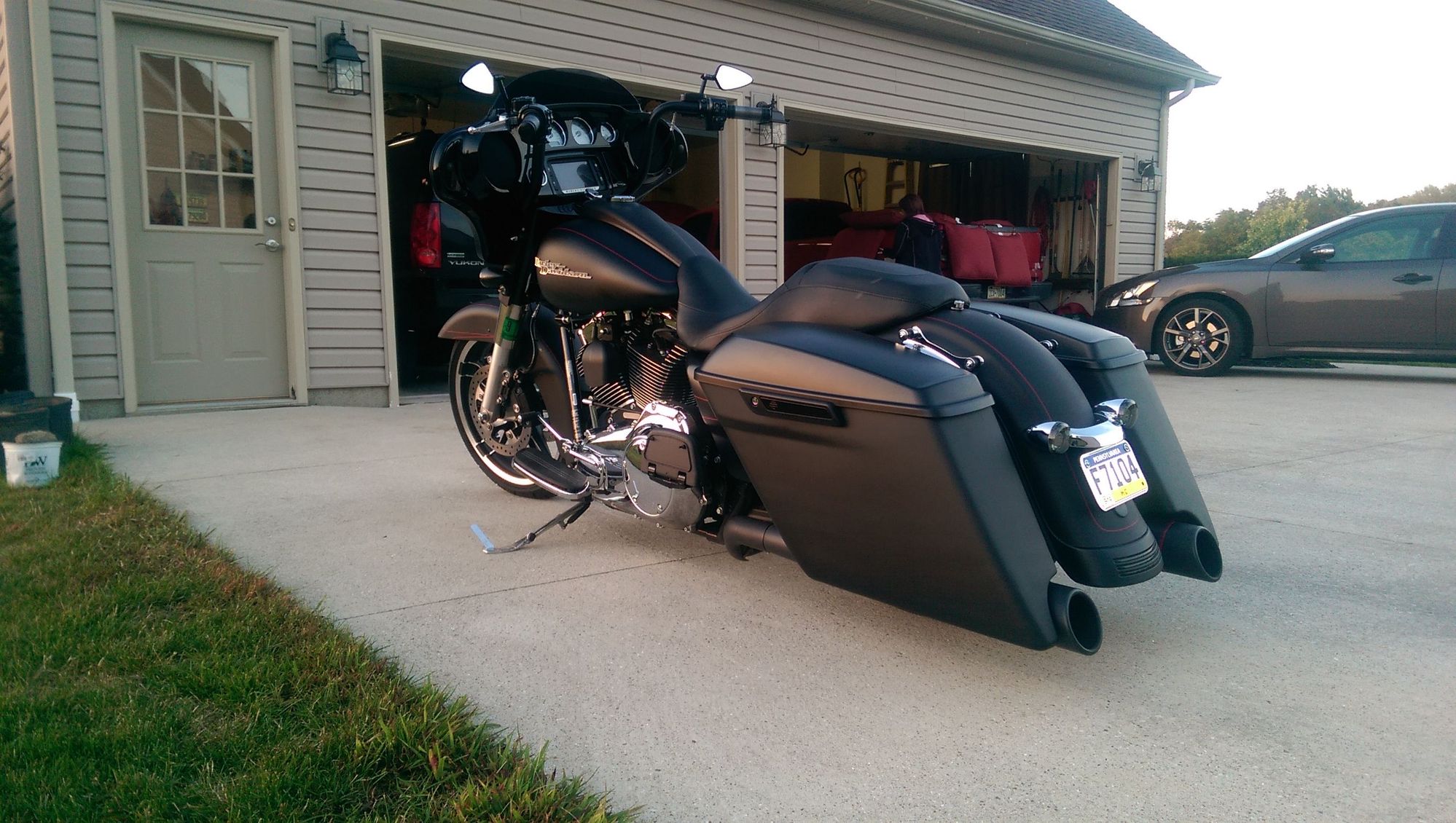 stretched bags and fender for street glide