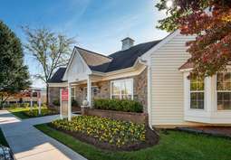 Image of Saratoga Square Apartments in Springfield, VA