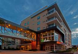 Image of Pearl 21 Eleven in Houston, TX