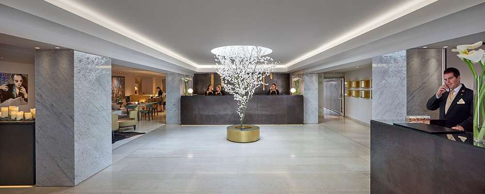 Área del lobby del hotel Área del lobby del hotel