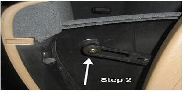 Glove box slider fasteners