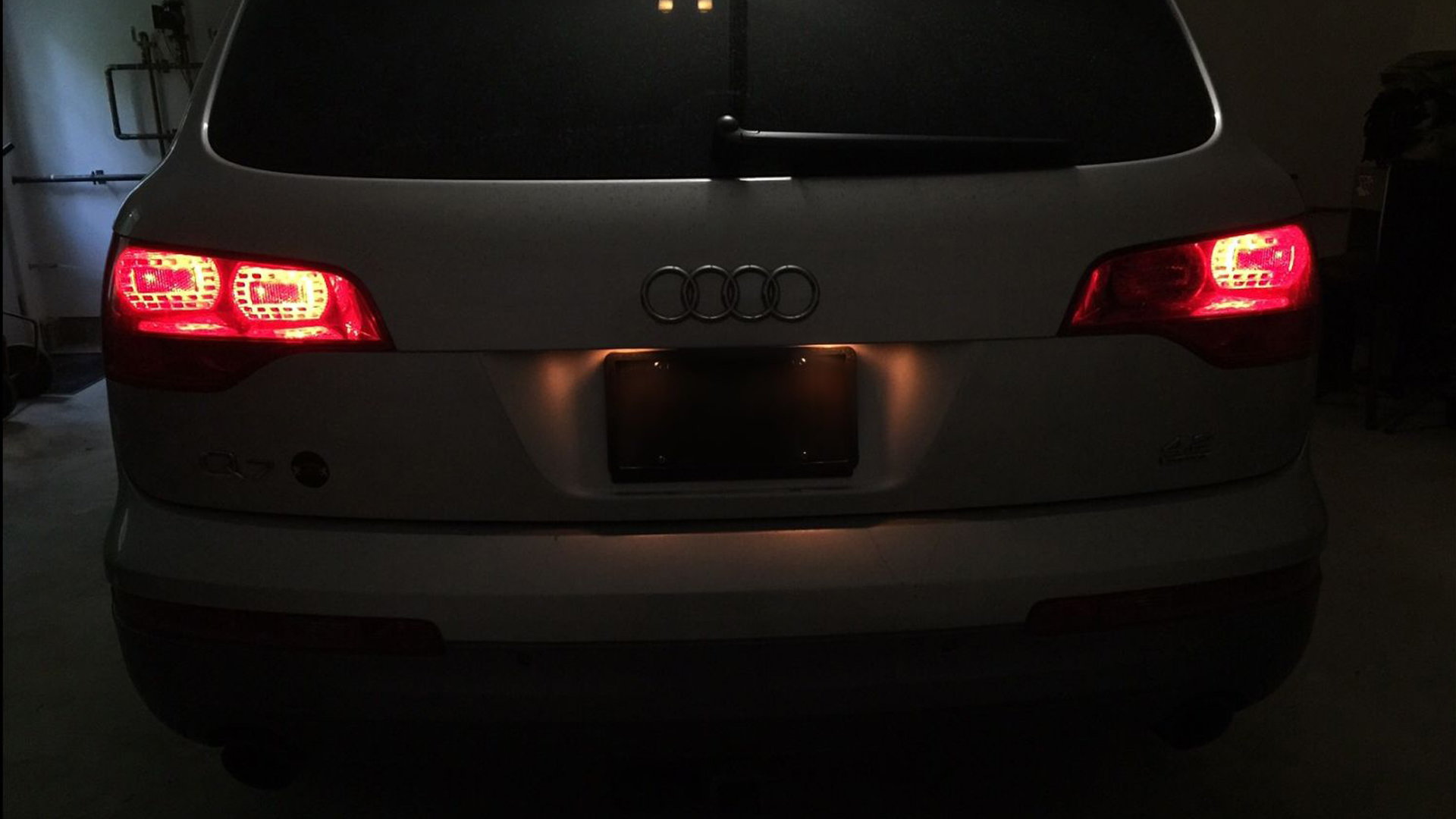 audi a3 number plate light warning