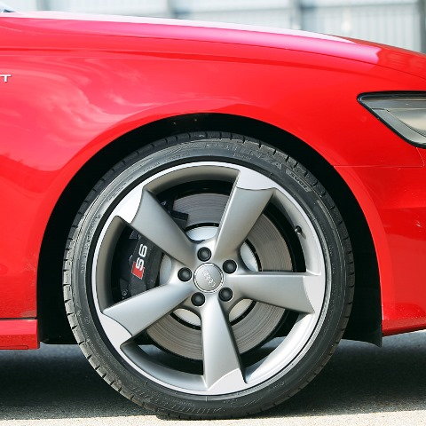 Audi equipped many S6 performance models with 20 inch rims