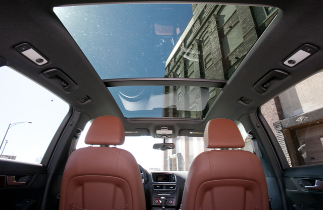 Audi Q5 Panoramic Sunroof