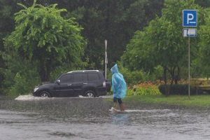 flooded car, flood-damaged car