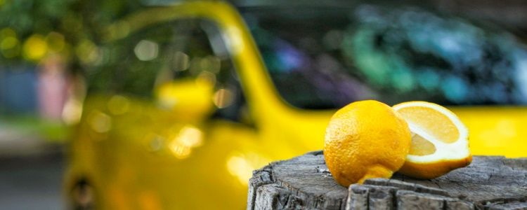 Cómo salir de un auto limón