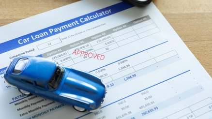 ¿Cómo incrementar las posibilidades de ser aprobado para un préstamo de auto?