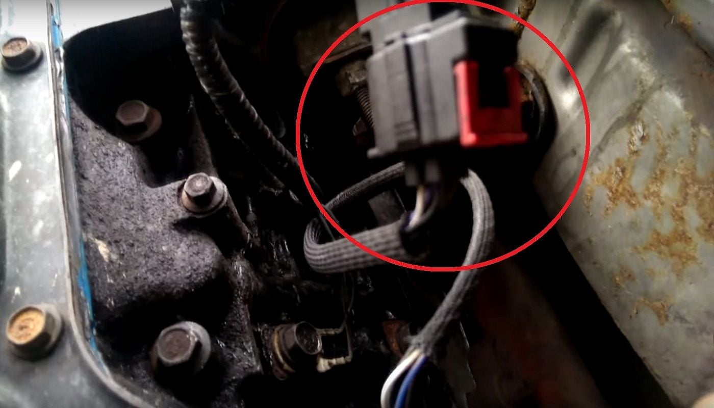 Jeep Grand Cherokee WJ 1999 to 2004 How to Replace Oxygen Sensor