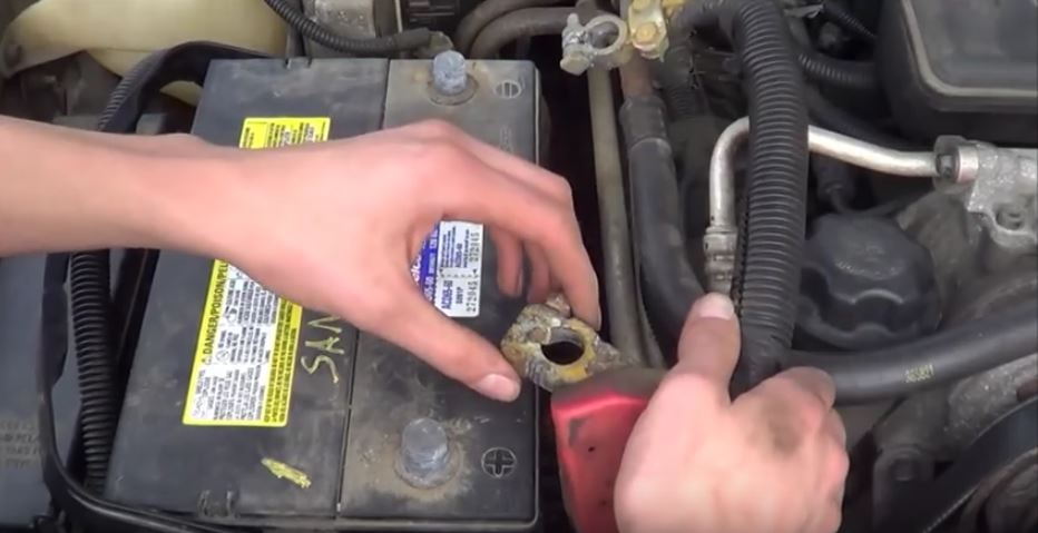 Jeep Grand Cherokee 1999-2004: How to Replace Battery | Cherokeeforum Replace Battery Cables 2004 Jeep Grand Cherokee