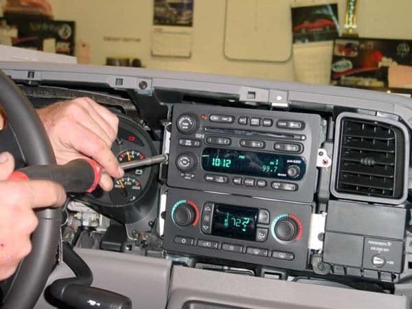 Chevrolet Silverado 1500 1999-present Why Do My Interior ... sub amp wiring schematic head 