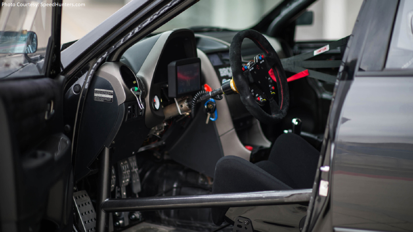 Lexus IS200 is Transformed into a Proper Track Car | Clublexus
