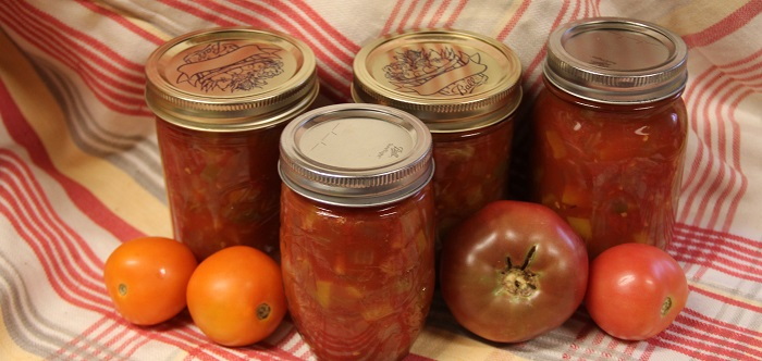 Unraveling the Mystery: Water Bath vs Pressure Canning - Homestead Dreamer