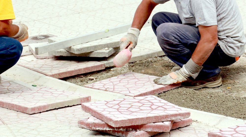 How to Cut Concrete Pavers