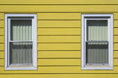 How to Clean Rust Stains off Aluminum Siding