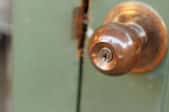 How to Repair a Loose Doorknob