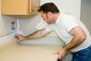 installing countertop