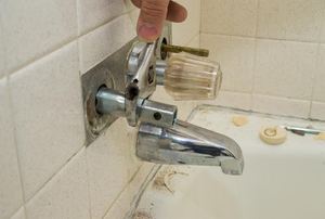 wrench on bathtub faucet set