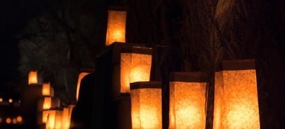 How To Make Holiday Luminaries Doityourself How To Make Holiday Luminaries