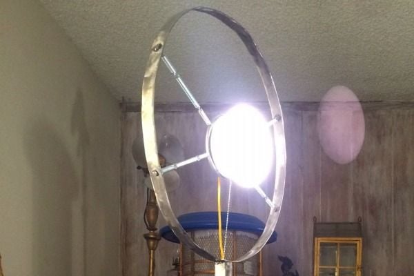 Make This Industrial Bull’s-Eye Lamp for a Tight Space, Justin DiPego