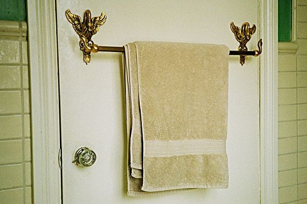 towel bar on door