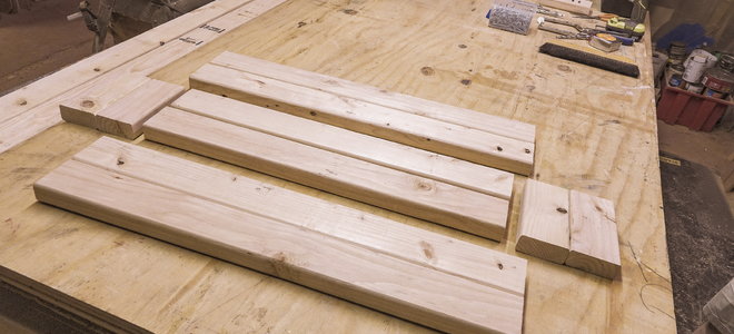 Cut wood pieces for a planter box