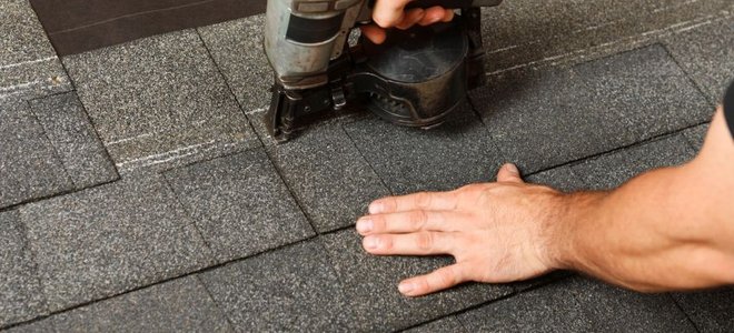 Applying Roof Shingles