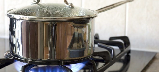 pot heating on a gas burner