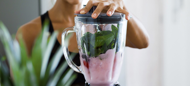 Difference Between a Blender and a Smoothie Maker |