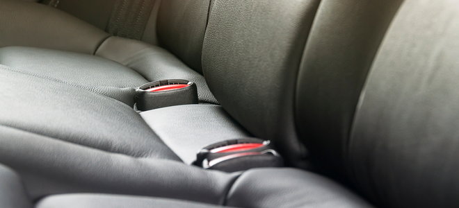 https://cimg1.ibsrv.net/cimg/www.doityourself.com/660x300_85-1/853/vinyl-car-upholstry-176853.jpg