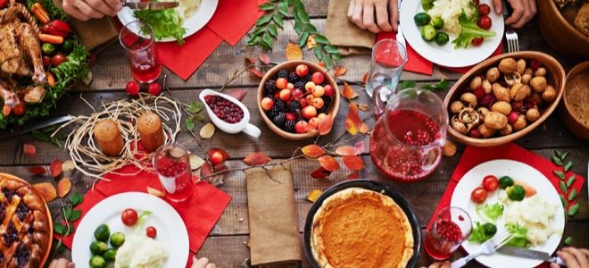 food and decorations on a Thanksgiving table