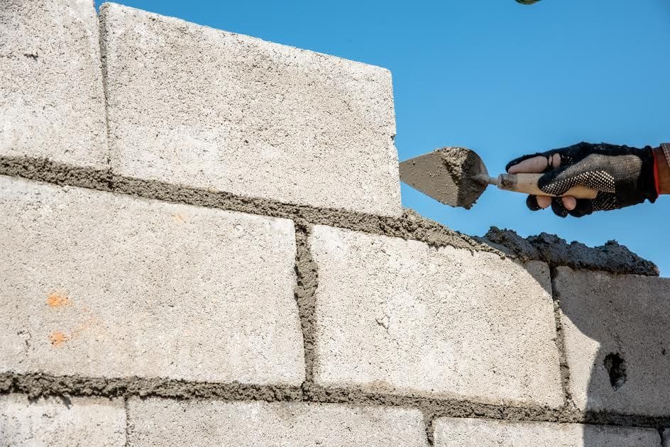 Pro Tips for Constructing a Block Wall | DoItYourself.com
