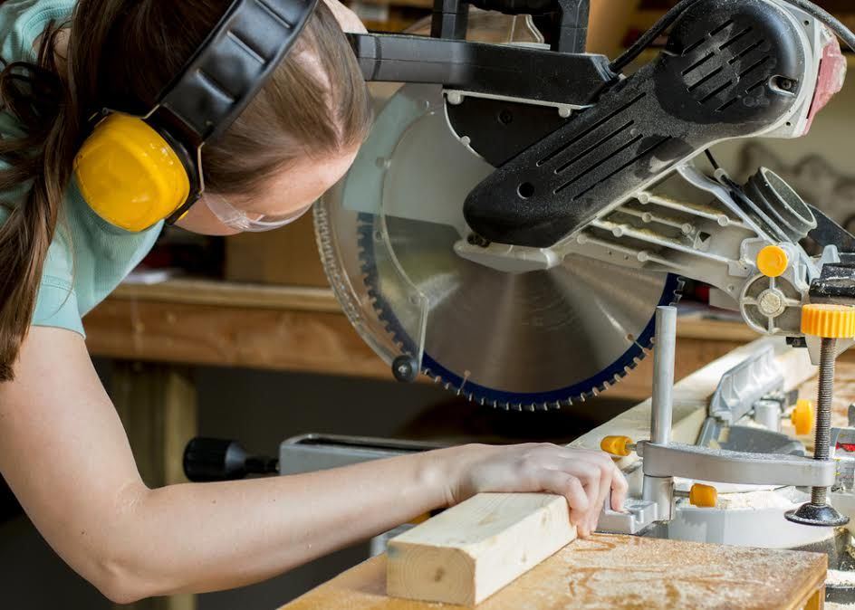 The Fundamentals of Using an Electric Miter Saw | DoItYourself.com