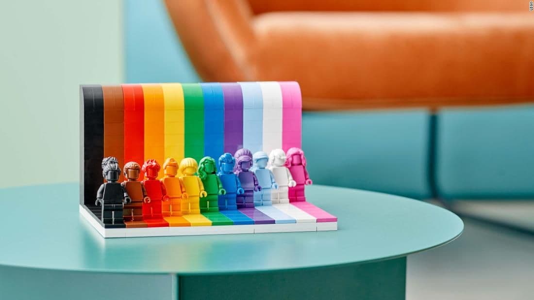 LEGO's LGBTQIA+-Themed 