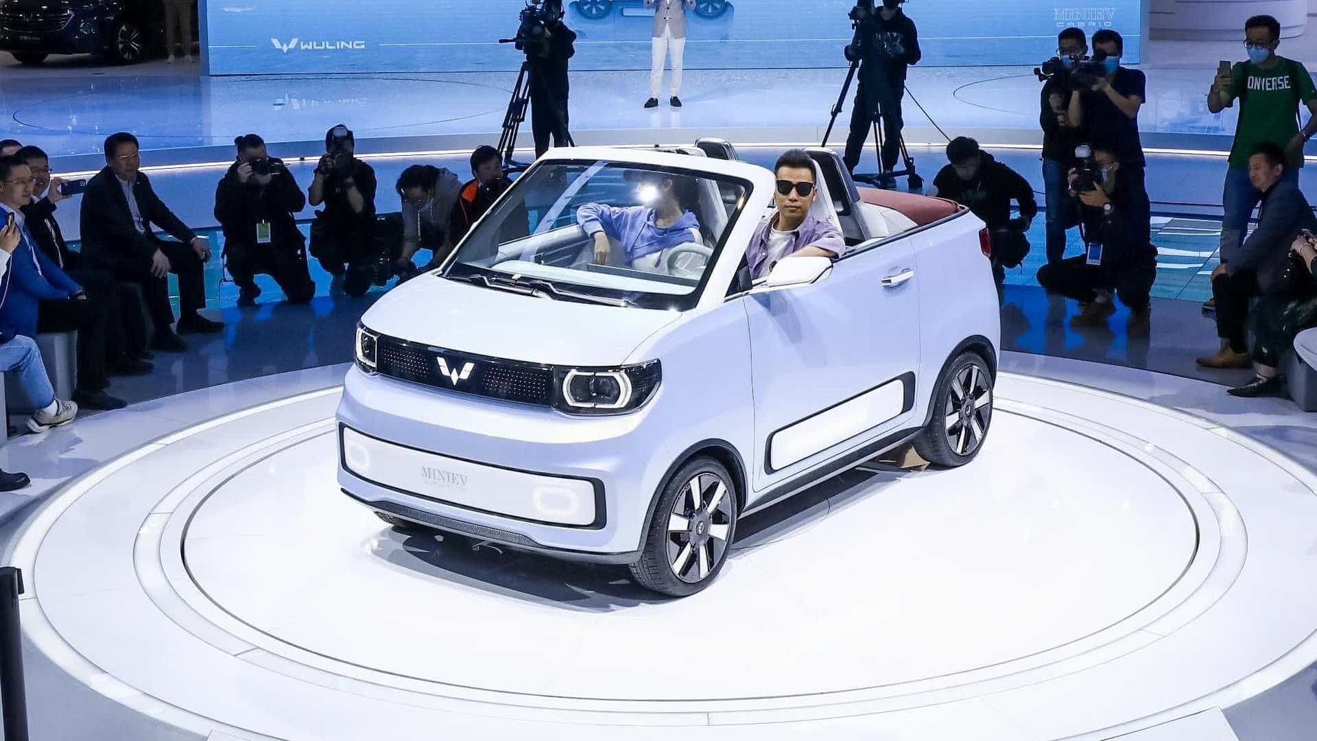 Hong Guang Mini EV Cabrio
