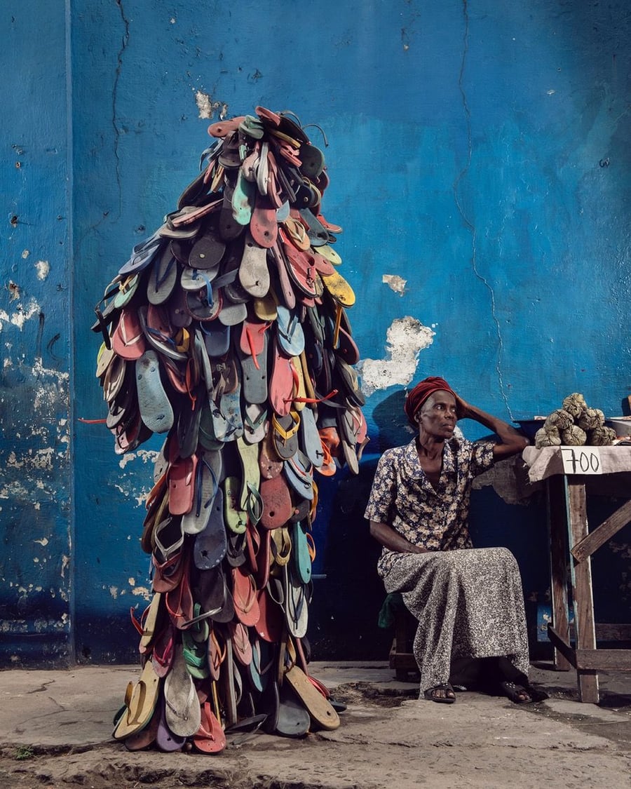 Striking Congolese protest art costume made from old flip flops, as captured by photographer/reporter Stephen Gladieu in his new book 