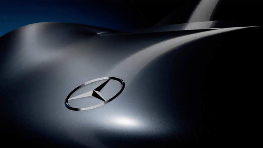 Promotional images for the Mercedes-Benz Vision EQXX concept EV.