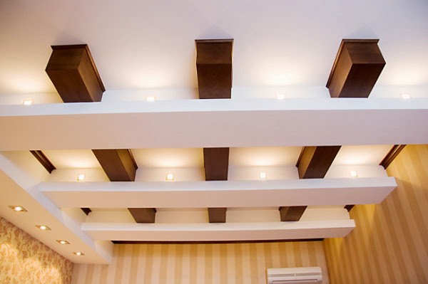 A Japanese-style wood and gypsum ceiling design.