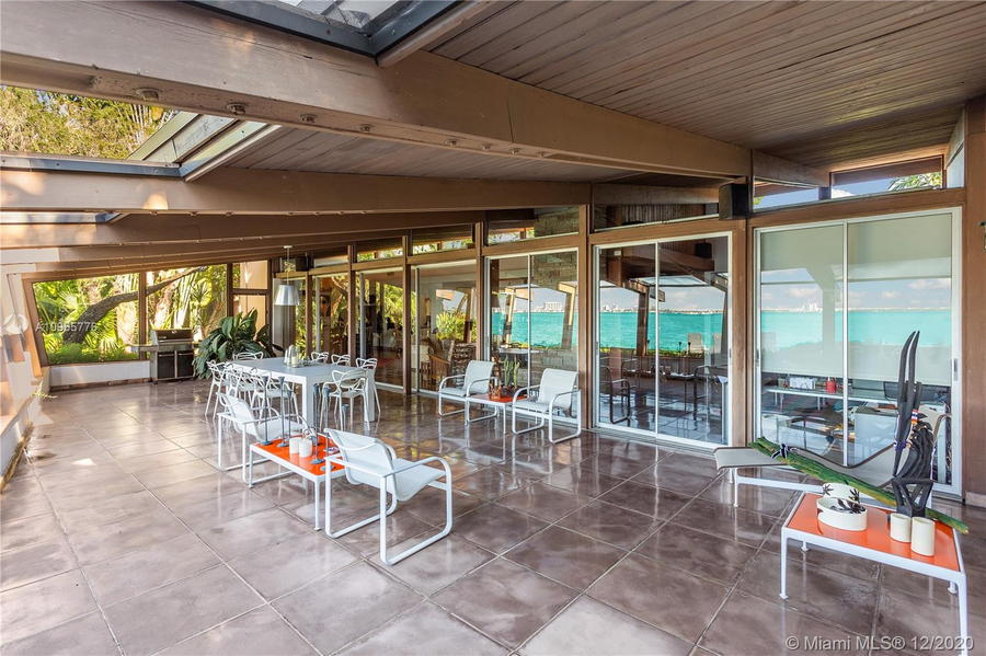 Large transitional patio area in Cindy Crawford's new Miami Beach mansion
