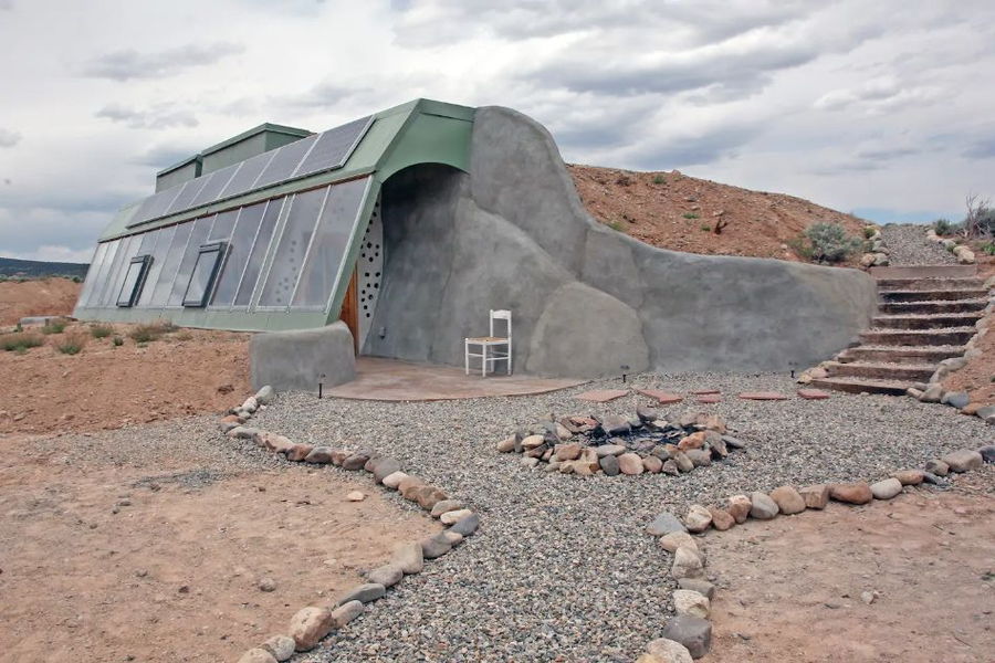 The Earthship Studio airbnb, located in Taos, New Mexico.