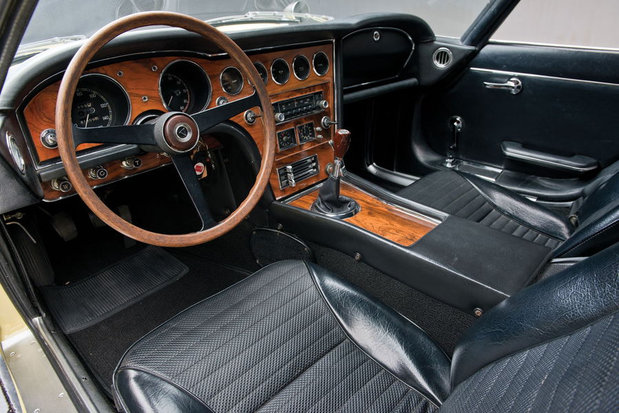 This 2000GT's interior is every bit as sleek as the day it was made. 