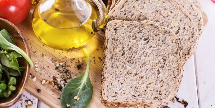 Weight Loss Myth You Must Eat Before Work Out In The Morning Fitness Weight Loss Multigrain Bread 000057650044 Small Jpg