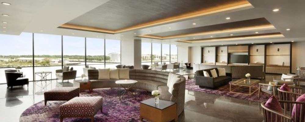 Savannah River Lounge offers comfortable lobby seating overlooking the active Savannah River Savannah River Lounge offers comfortable lobby seating overlooking the active Savannah River