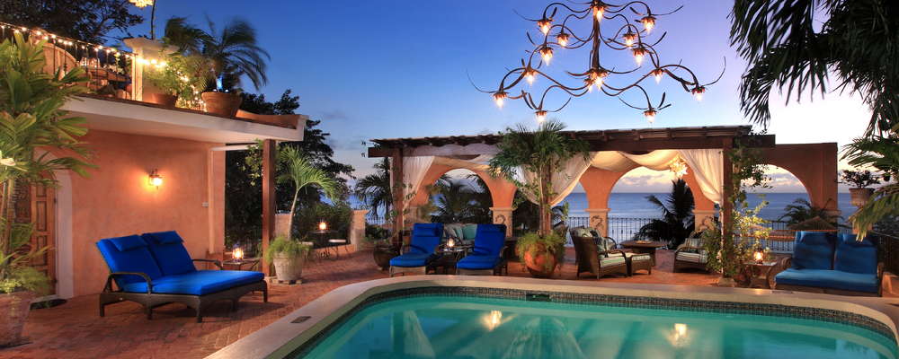 Little Arches Boutique Hotel: roof pool-deck.