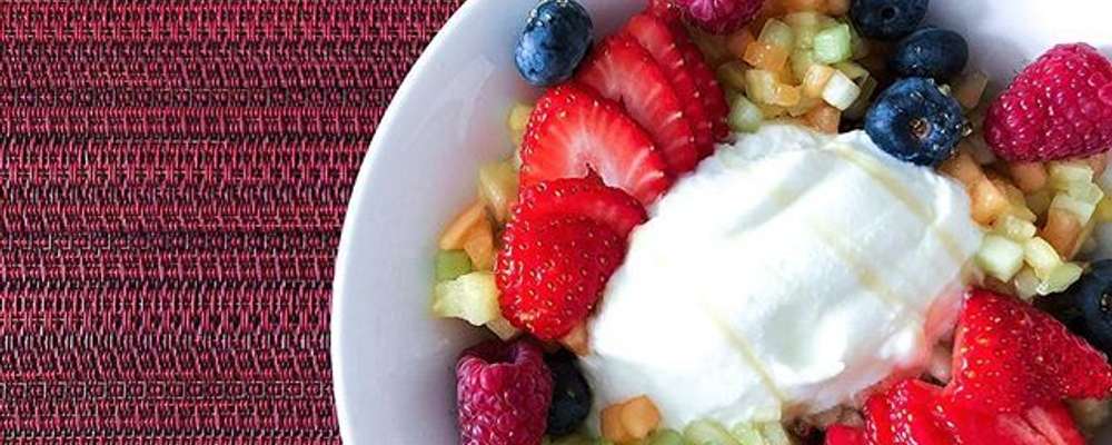 Staycationing this weekend for the hubs’ bday at @theartahotel! ?Do you guys ever staycation?? It’s been so fun! Breakfast in bed was delish with this gorge fruit and yogurt bowl, farm fresh eggs, and @illy_coffee espresso. ???????????? Not ready to go back to real life quite yet... how is it Sunday already???
ps. This hotel has been amazing from top to bottom! My favorite detail: not using plastic bottles in the rooms—they provide reusable glass bottles! #foodnotpharmacy #noplasticplease
#theartahotel #co
