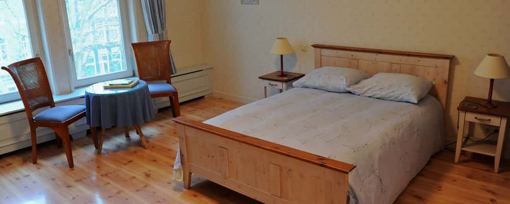 Double Room (one large bed)