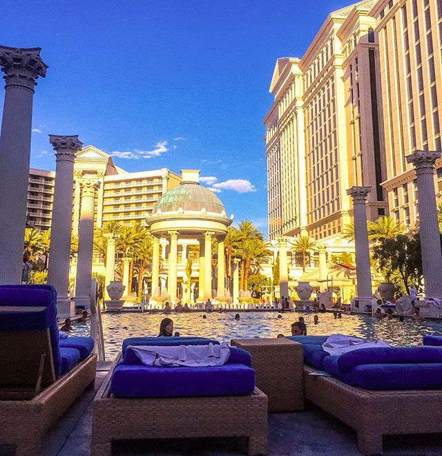 Caesars Palace – Hotel Review