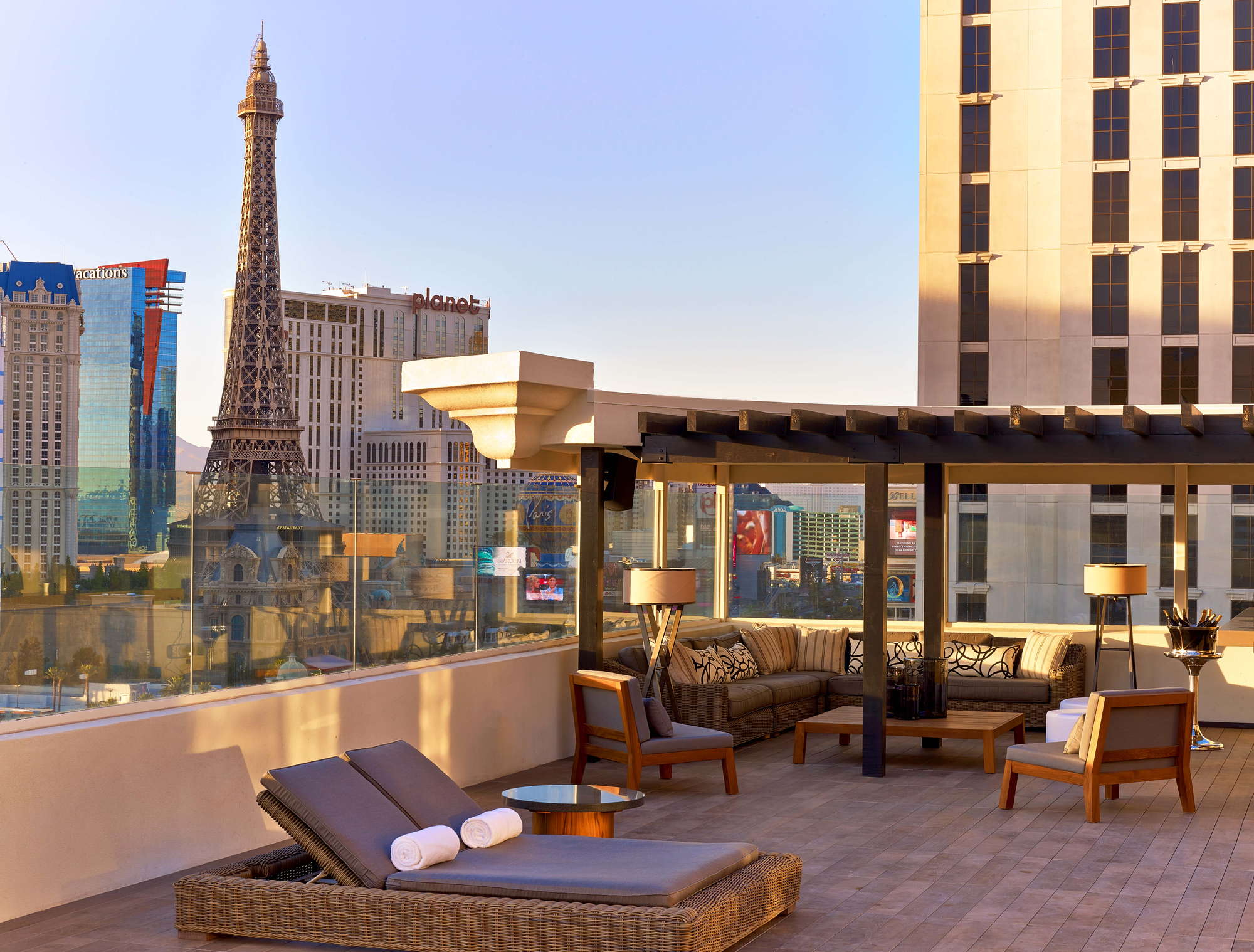 Nobu Hotel at Caesars Palace in Las Vegas (NV) - See 2023 Prices