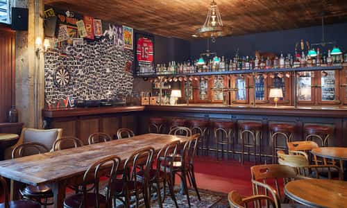 Soho House Chicago's public bar, Fox Bar