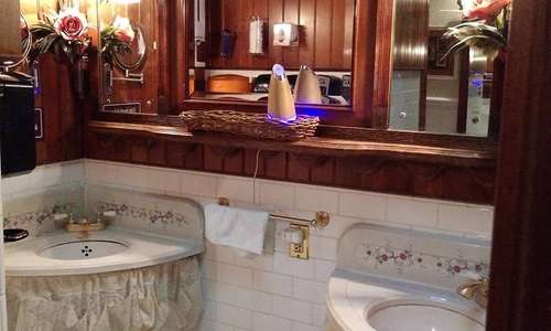 Our shared bathrooms are impeccable Our shared bathrooms are impeccable