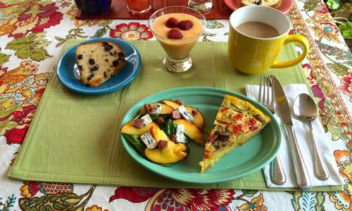Gourmet breakfast served daily Gourmet breakfast served daily